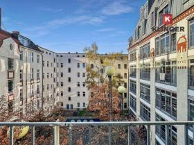 Lapos Berlin Kiadó Németország | Image