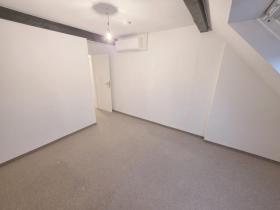 Top floor apartment  Sankt Augustin for rent Germany | Image