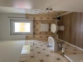 Floor Apartment Gochsheim For Rent Germany | Image