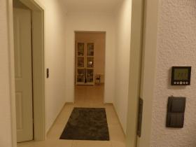 Многоквартирный дом Ноймюнстер Продаётся Германия | Image