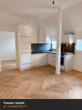 Etagenwohnung Zu vermieten in Hamburg-Harvestehude, Deutschland