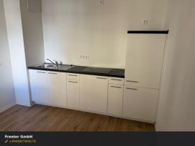 Floor Apartment For Rent in Hamburg-Eißendorf, Germany