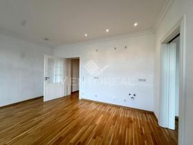 Floor Apartment Leipzig For Sale Germany | Image