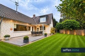 Dom wolnostojący Na sprzedaż w Sankt Augustin-Mülldorf, Niemcy Dom wolnostojący Na sprzedaż w Sankt Augustin-Mülldorf, Niemcy