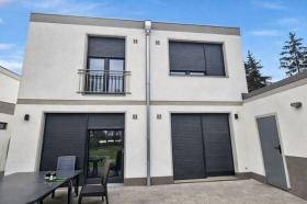 Detached house For Sale in Mahlow, Germany