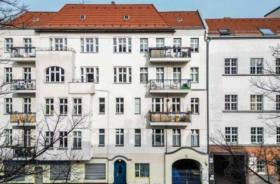 Çok aileli ev Satılık 'de Berlin-Gesundbrunnen, Almanya