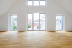 Detached house For Rent in Frankfurt-Sindlingen, Germany