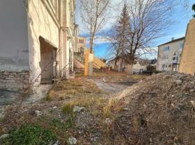 Casa plurifamiliare Gemeinde Bad Vöslau Asta / preclusione Austria