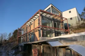 Odvojena kuća Ovrhe u Gemeinde Baden-Katastralgemeinde Mitterberg, Austria