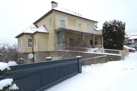 Flerfamiliehus Tvangsauksjon i Dietweis-Katastralgemeinde Heidenreichstein, Austria Flerfamiliehus Tvangsauksjon i Dietweis-Katastralgemeinde Heidenreichstein, Austria