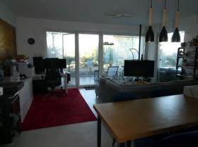 フラット カルスドルフ バイ グラーツ オーストリア