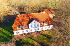 Hotel zu vermieten in Bredenbek-Rendsburg-Eckernförde, Deutschland