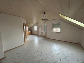 Detached house for sale in Frontenhausen-Fuchsberg, Germany