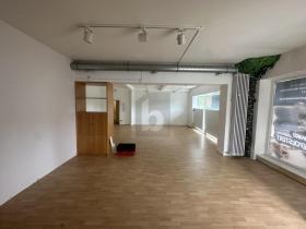 Commercial building for rent in Ennigerloh-Warendorf, Germany