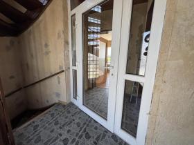 Detached house for sale in Staufenberg-Göttingen, Germany