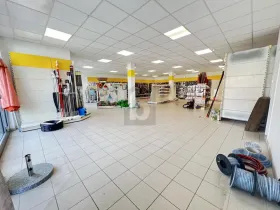 помещение магазина в аренду в Херршинг-ам-Аммерзее, Германия