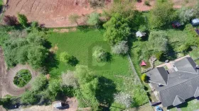 Építési telek eladó a  oldalon. Beckingen-Honzrath, Németország