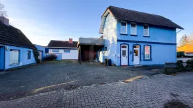 Living & Firm, business-house for sale in Wankendorf-Plön, Germany
