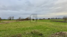 Építési telek eladó a  oldalon. Brahlstorf-Vockfey, Németország