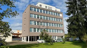Офисное помещение в аренду в Кель, Германия