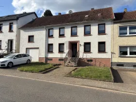 Detached house for sale in Weiskirchen, Germany