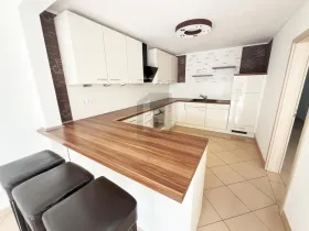 Apartman s terasom za prodaju u Büdelsdorf, Njemačka