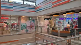 Shop kiadó a  oldalon. Leonberg, Németország
