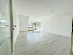 Meergezins Pölitz Te Koop Germany