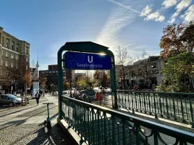 Floor Apartment Berlin for sale Germany
