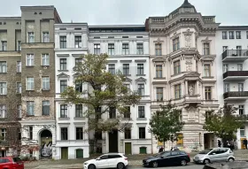 Floor Apartment Berlin for sale Germany