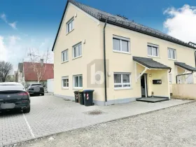 Semi-detached house for sale in Königsbrunn, Germany