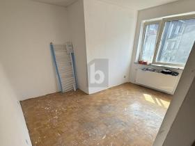 zemin apartman  satılık 'de Essen, Almanya