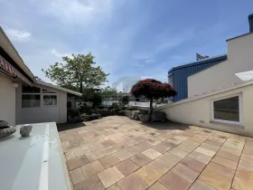Halle zu verkaufen in Binzen-Lörrach, Deutschland