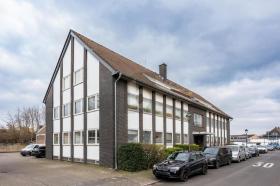 Wonen & Firm, business-like te koop in Düsseldorf-Mörsenbroich, Germany