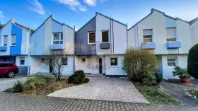 Terraced Middle houses for sale in Wiesbaden-Bierstadt, Germany