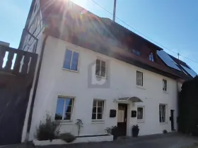 Çok aileli ev satılık 'de Eutingen im Gäu-Weitingen, Almanya