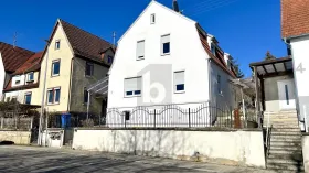 Tweegezinswoning te koop in Hechingen, Germany