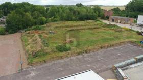 Gyártócsarnok Plötz Eladó Németország