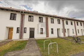 Casas geminadas para alugar em Berlim-Neu-Hohenschönhausen, Alemanha