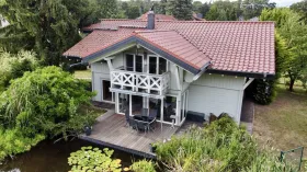 Casa para duas famílias à venda em Falkensee-Kreis Havelland, Alemanha