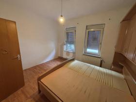 Tweegezinswoning Homburg Te Koop Germany