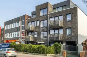 Floor Apartment for sale in Hamburg-Niendorf, Germany
