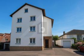 Çok aileli ev satılık 'de Edermünde-Schwalm-Eter-Kreis, Almanya Çok aileli ev satılık 'de Edermünde-Schwalm-Eter-Kreis, Almanya