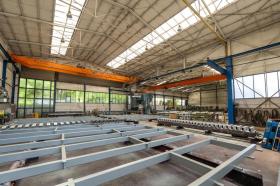 Hal Düsseldorf Te Huur Germany