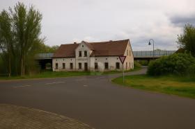 Гостиная и фирмы, деловой для продажи в Брисков-Финкенхерд-Крайс Одер-Шпрее, Германия Гостиная и фирмы, деловой для продажи в Брисков-Финкенхерд-Крайс Одер-Шпрее, Германия