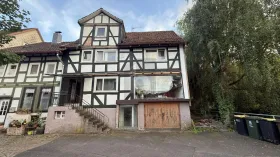 Maison multi-familiale en vente à Helsa-Cassel, Allemagne