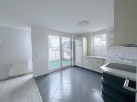 Alagsori lakás Ubstadt-Weiher Eladó Németország