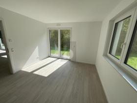 1階フラット カルフ  ドイツ