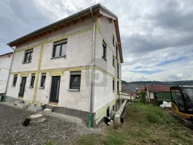 半独立式住宅 待售 于 纳戈尔德-埃明根, 德国