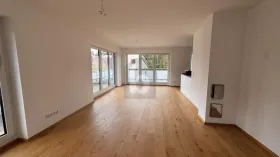 Penthouse eladó a  oldalon. München-Milbertshofen, Németország